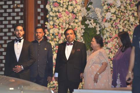 Mukesh Ambani hosts Isheta Salgaocar's pre-wedding bash!