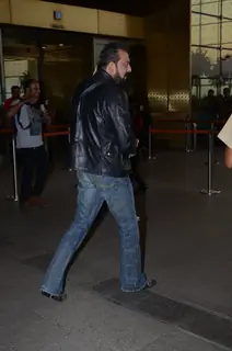 Celebs Snapped at Airport