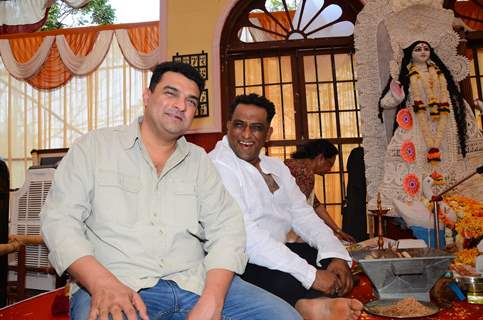 Siddharth Roy Kapur and Anurag Basu snapped at Durga Pooja