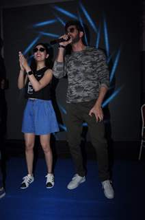 Hrithik Roshan and Yami Gautam grooves on beat during Promotion of 'Kaabil' at Mithibai College
