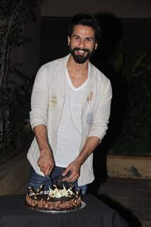 Star Studded Shahid Kapoor's Birthday Bash!