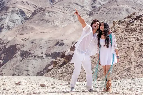 Vidyut Jamwal and Adah Sharma's photoshoot for Commando 2