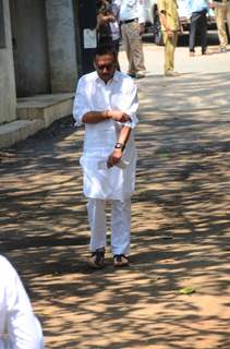 Suniel Shetty's father's funeral!