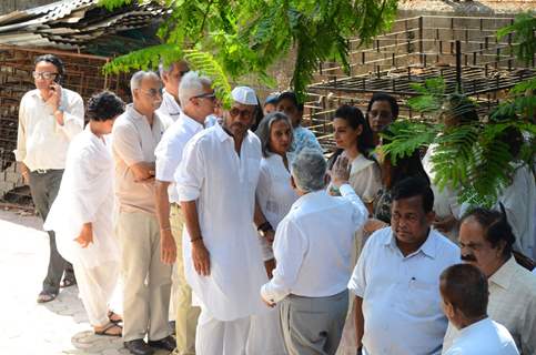 Suniel Shetty's father's funeral!