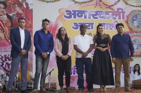 Swara Bhaskar Performs at Music Launch of 'Anarkali of Aarah'