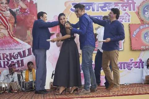 Swara Bhaskar Performs at Music Launch of 'Anarkali of Aarah'