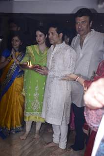 Sachin Tendulkar and other celebs at Anu Malik's 'Mata Ki Chowki'