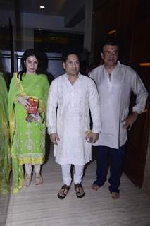 Sachin Tendulkar and other celebs at Anu Malik's 'Mata Ki Chowki'