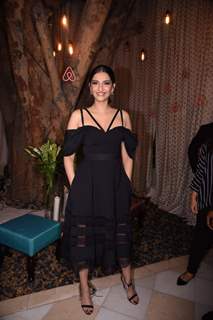 Airbnb Launch with Sonam Kapoor and Mandira Bedi