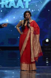 Sonakshi Sinha and Vidya Balan on the sets of Indian Idol