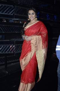 Sonakshi Sinha and Vidya Balan on the sets of Indian Idol