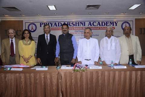 Juhi Chawla at 'Priyadarshini Award'