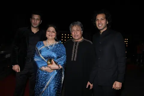 Celebs grace 'Hello Awards 2017'