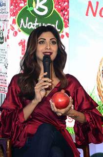 Shilpa Shetty Launches 'B Natural Pomegranate Juice'