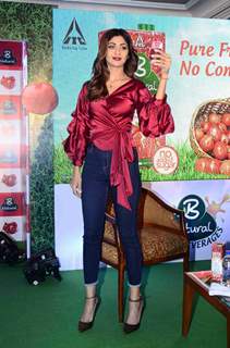 Shilpa Shetty Launches 'B Natural Pomegranate Juice'