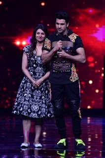 Harbhajan Singh and his wife Geeta Basra on the sets of 'Nach Baliye 8'