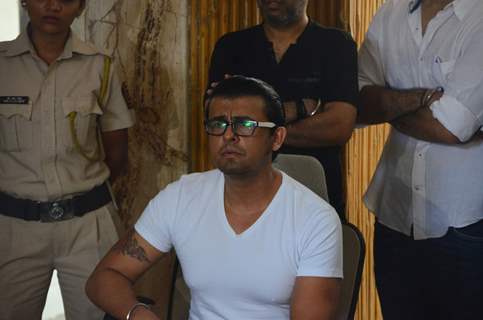 Sonu Nigam holds a press conference on his 'Azaan Controversy'
