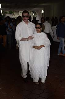 Celebs attend Prayer Meet of Vinod Khanna