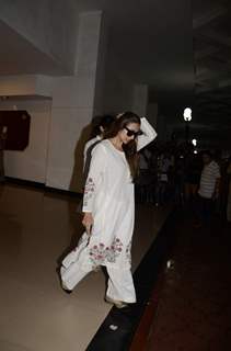 Celebs attend Prayer Meet of Vinod Khanna