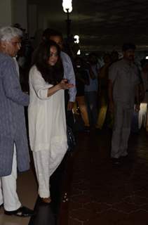 Celebs attend Prayer Meet of Vinod Khanna