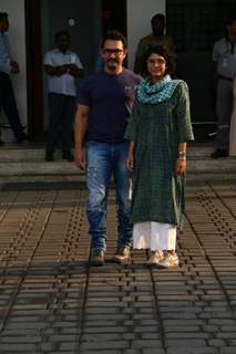 Aamir Khan and Kiran Rao snapped at the airport!