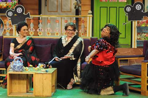 Asha Parekh and Helen fun moments with Kiku Sharda on the sets of 'The Kapil Sharma Show'