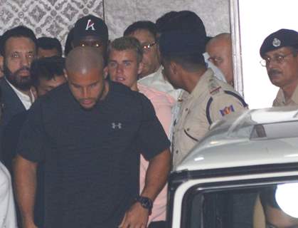 Justin Bieber Arrives in Mumbai for his Purpose Tour