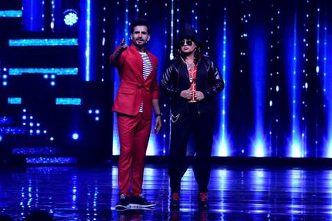 Hosts on the show Nach Baliye 8- Karan Tacker and Upasana Singh