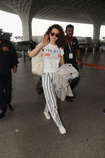 Kangana Rananut waves