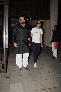 Lovely Couple Saif - Kareena's Anniversary Dinner