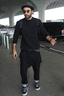 Ranbir Kapoor is all black everything