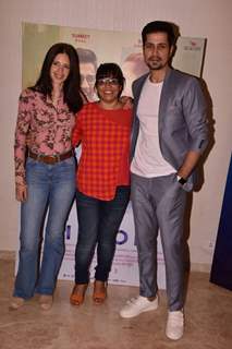 Kalki Koechlin, Sumeet Vyas with the director of their film Ribbon, Rakhee Sandilya