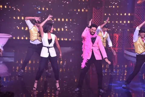 Abhishek Bachchan - Katrina Kaif at Lip Sinc Battle
