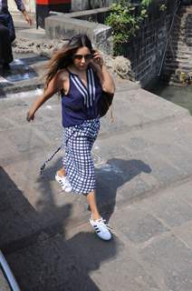 Gauri Khan spotted at Gateway of India