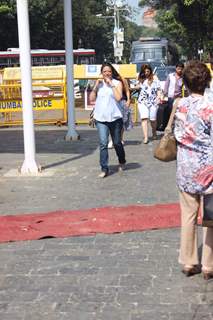 Gauri Khan spotted at Gateway of India