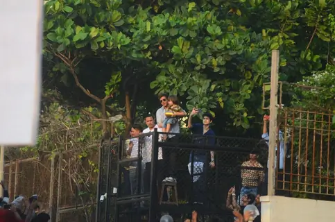 Shah Rukh Khan with son AbRam Khan