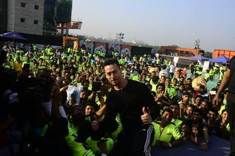 Tiger Shroff with the Runners