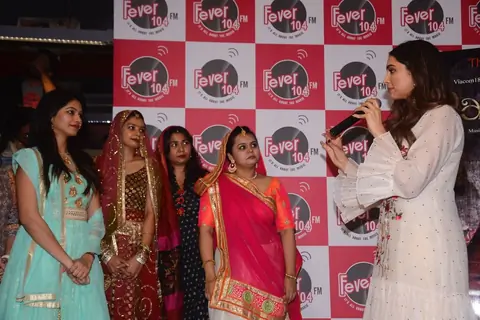 Deepika interacts with some Ghoomar dancers