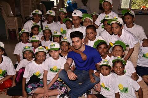 Sooraj with the kids of the foundation