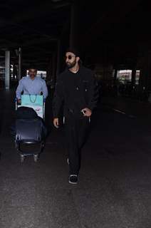 Ranbir's all black attire