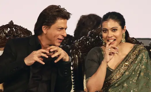 We wonder what SRK - Kajol are talking