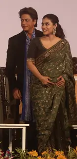 Lovely picture of SRK - Kajol