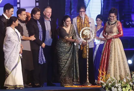 Big B, Shah Rukh & Kajol at an event