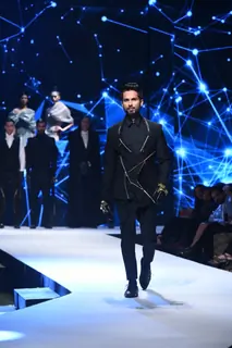 Charismatic Shahid Kapoor