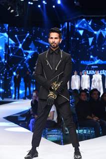 Shahid Kapoor as the showstopper