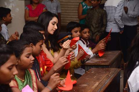 Shraddha Kapoor does craft activities with the kids