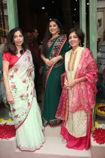 Vidya Balan at Gopi Vaid store