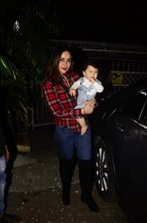 Kareena - Taimur slaying in this picture