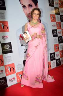 Kangana Ranaut is a lovely lady in Pink!