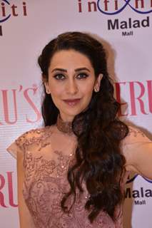 Karisma Kapoor's delightful appearance at a mall